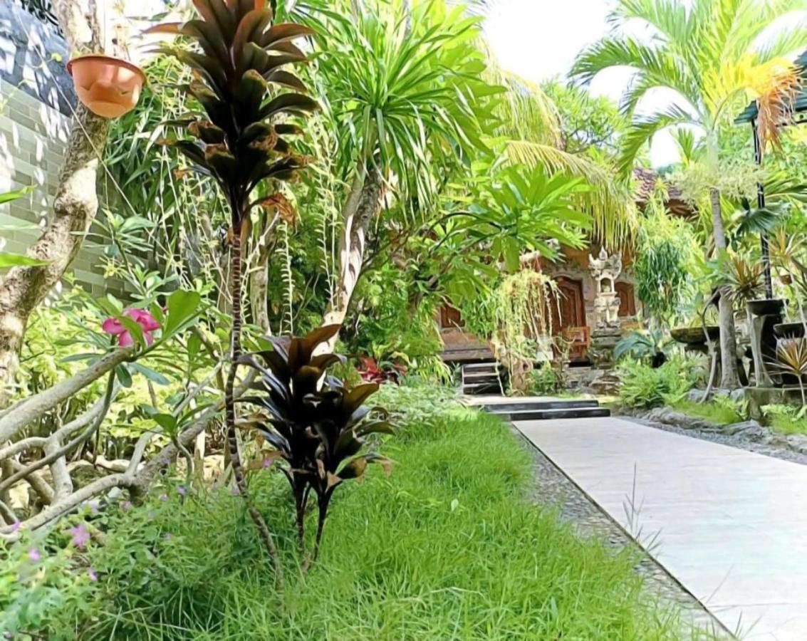 Green Palace Homestay Batununggul Exterior foto